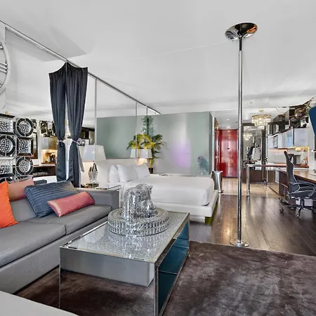 Stripviewsuites At Palms Place-3